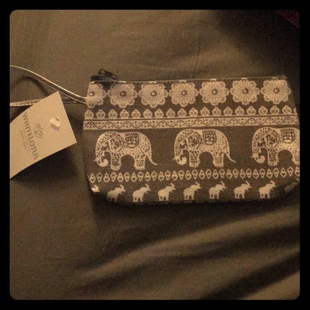 Elephants wristlet